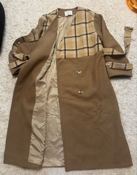 Продам новое пальто из шерсти