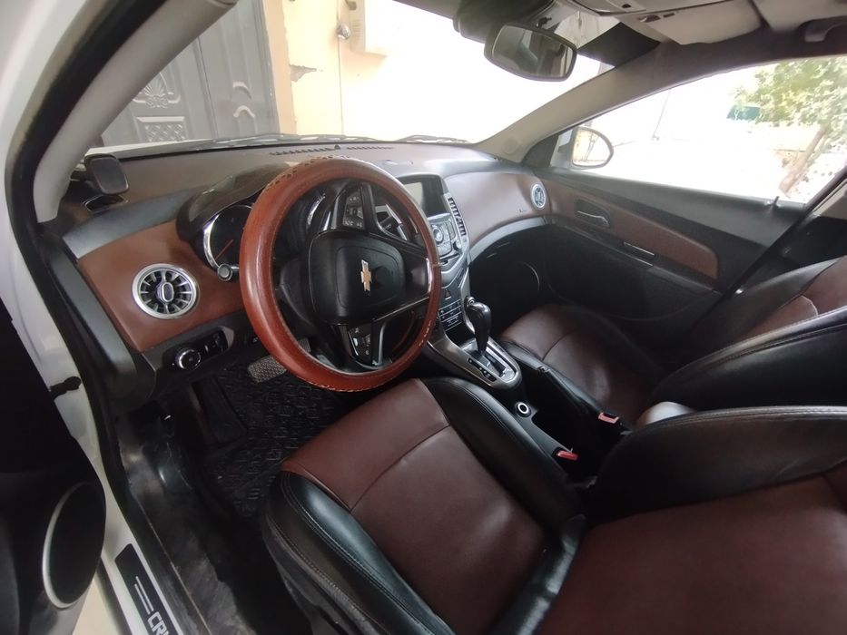 Chevrolet Cruze 2.4 бартер кобальт