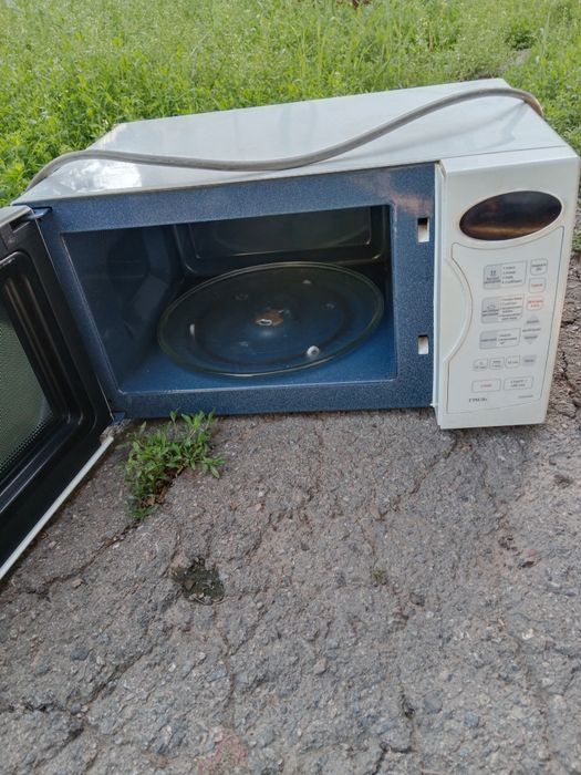 Микроволновая печь