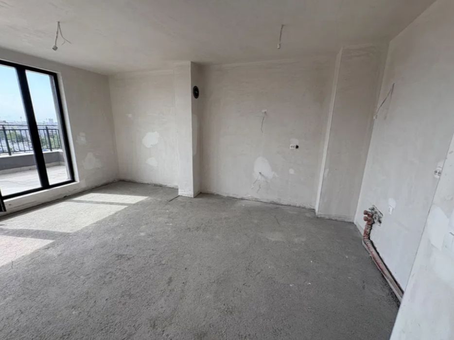 Продава се Тристаен апартамент в Пловдив, Тракия - 147 кв.м за 1191 €/кв.м - Снимка #3