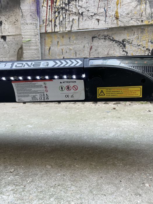 Vînd trotinetă electrică Urban Glide