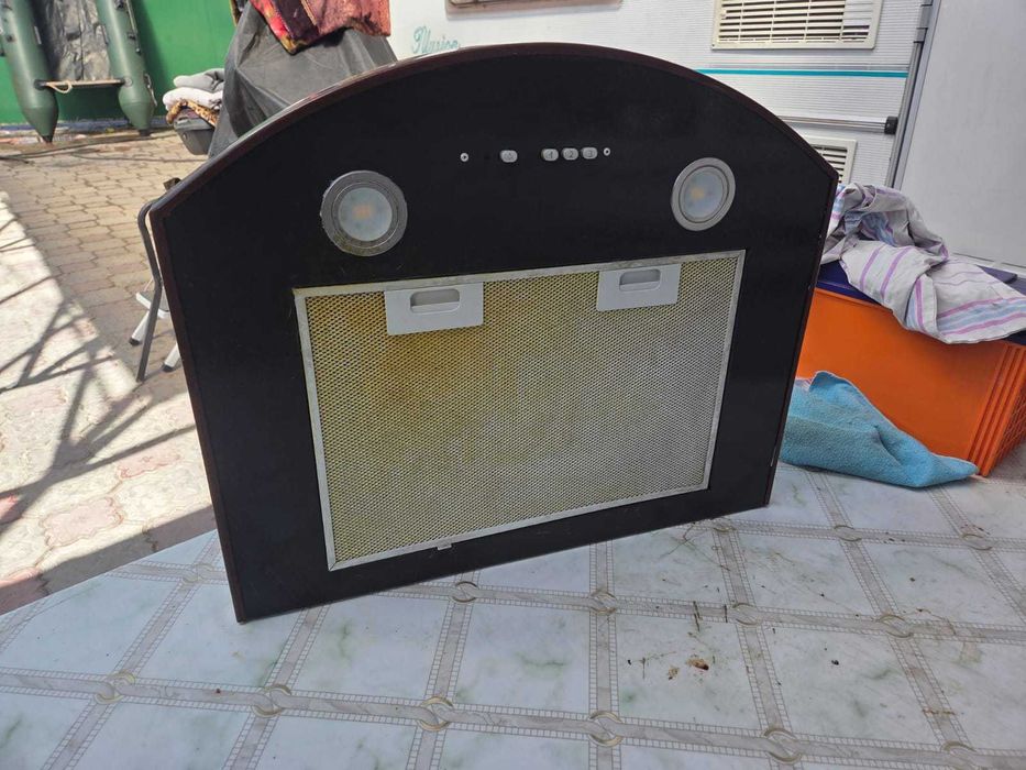 Вытяжка для плиты