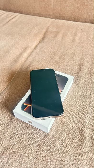 Продам Iphone 16 pro Esim 256g