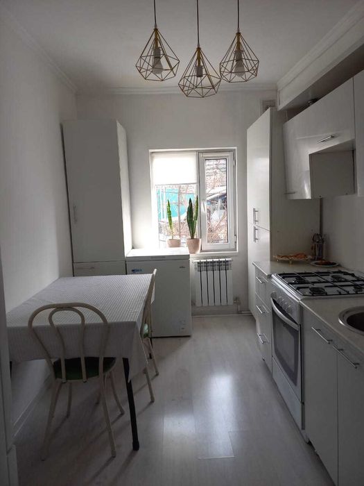 Продам дом в центре Алматы