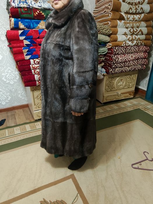 Шуба продается щуба