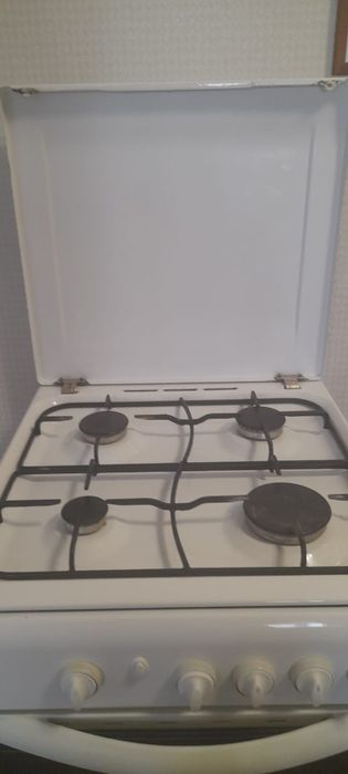 Продам газовую плиту
