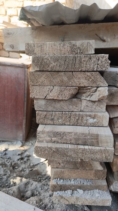 Тахта брус  сотилади