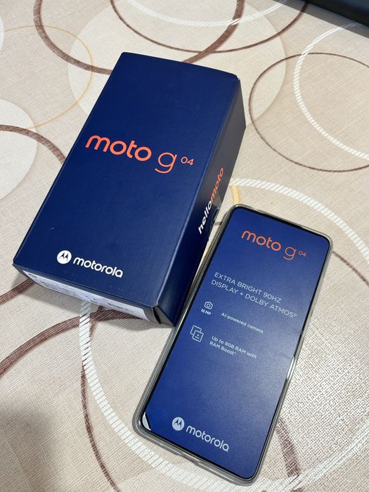 Телефон motorola g04