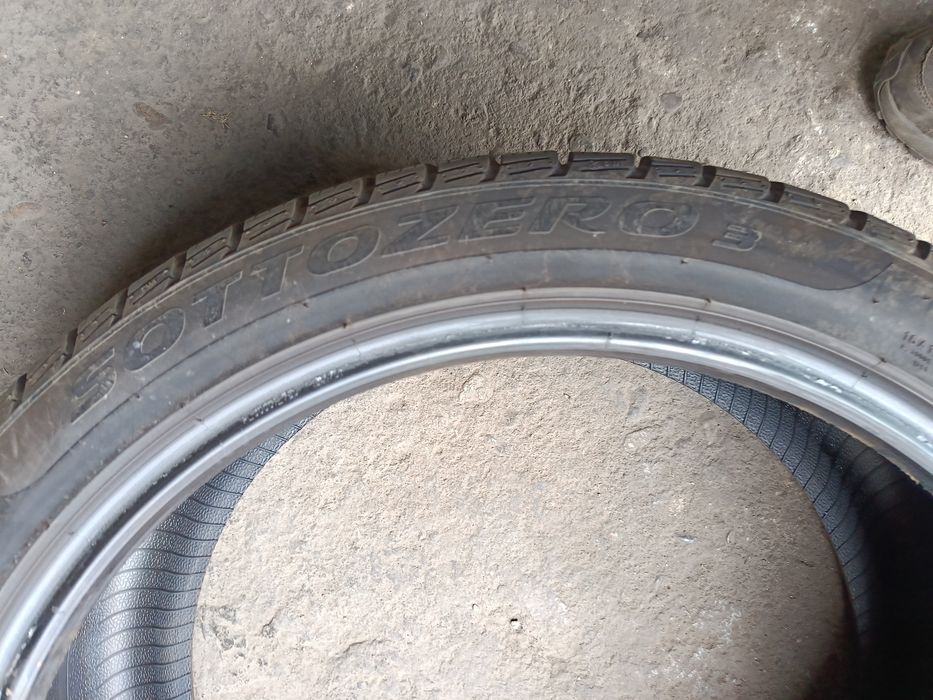 Зимни гуми -20цола-245/40-1бр.-50€-"PIRELI"