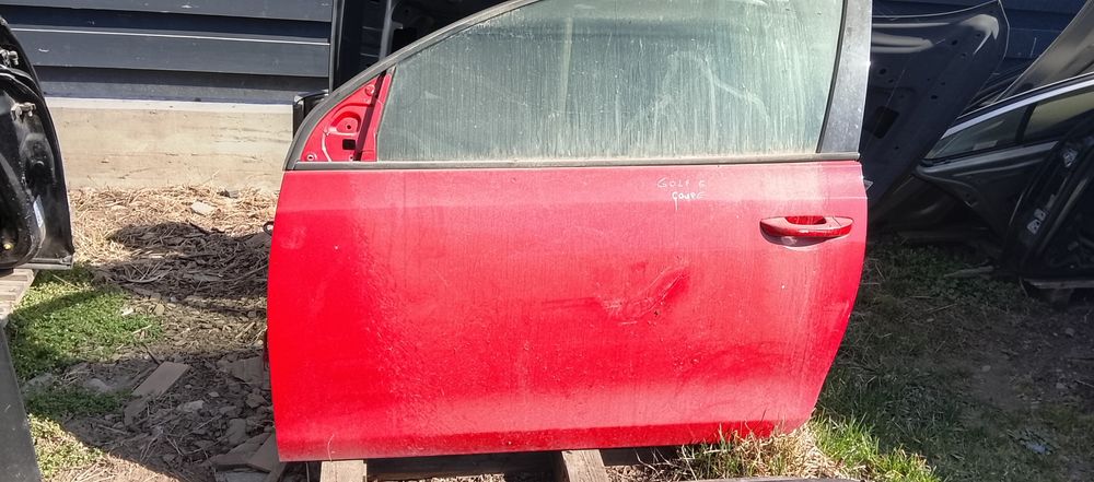 Usa stanga vw golf 6 coupe