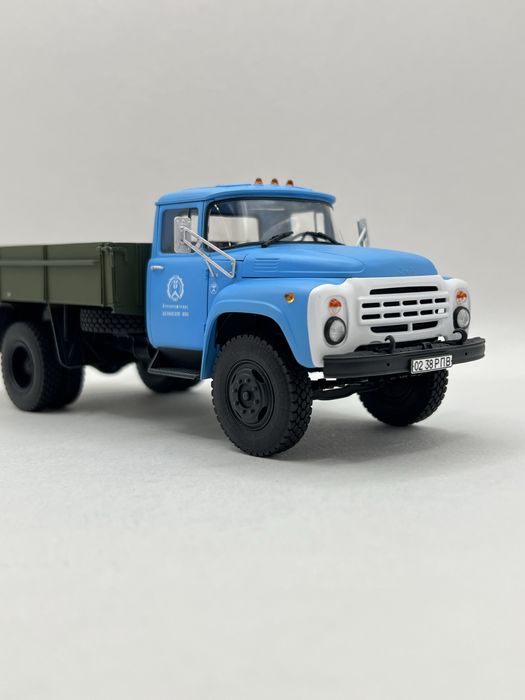 Модель ЗИЛ-130. Масштаб 1/35