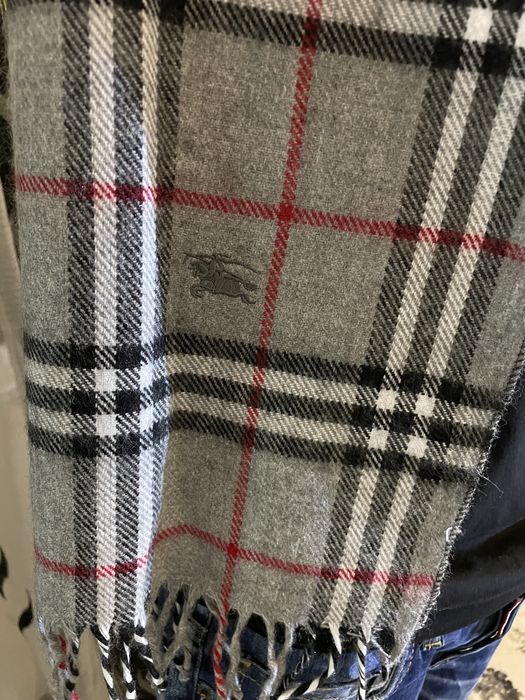 Burberi шал !