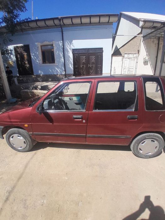 Tiko mashin satiladi