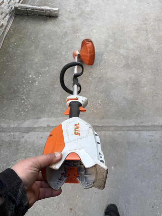 Акумулаторен тример STIHL FSA 86 R,