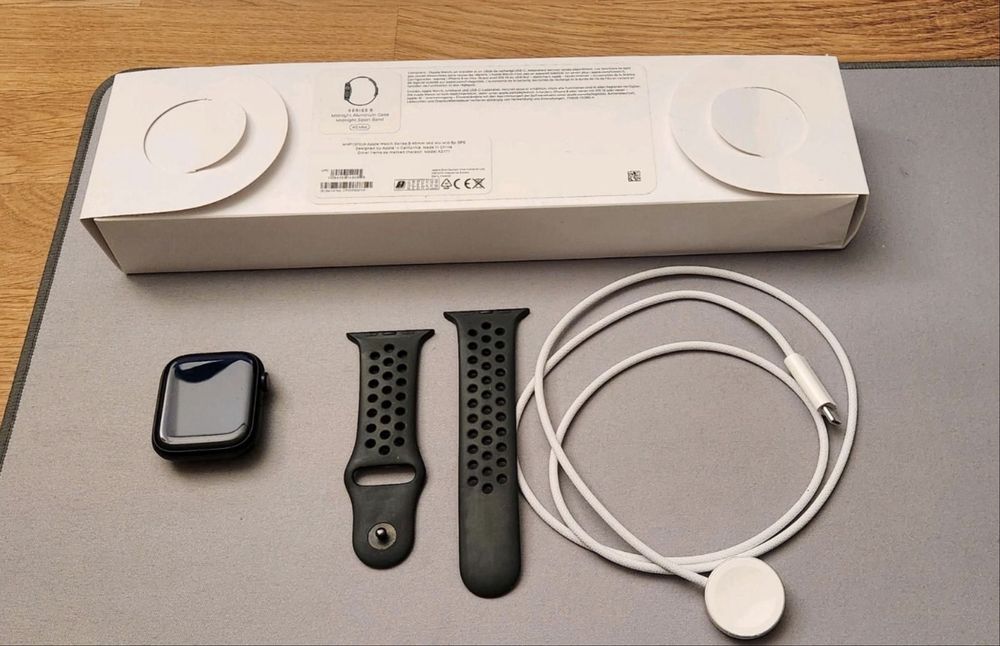 Ceas Apple Watch 8 series