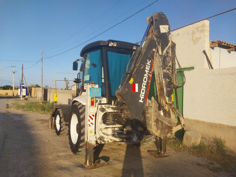 Услуги экскаватор погрузчик 3B1 петушок трактор