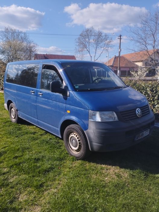 Vând VW T5 albastru