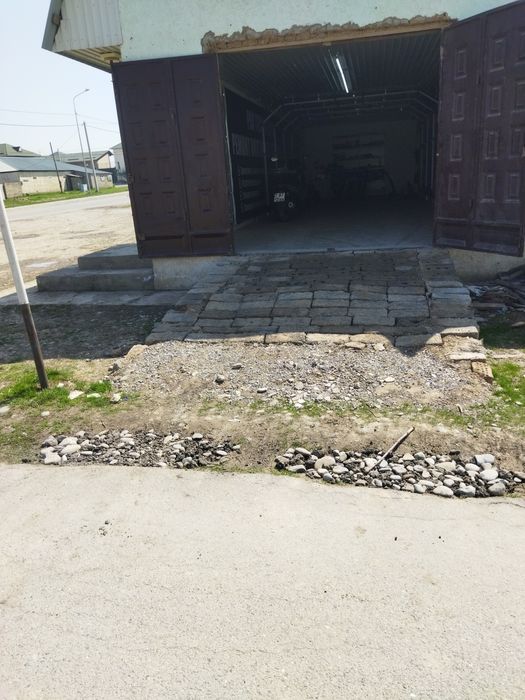 Самал 3 гараж жалға беріледі.