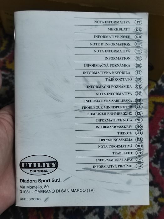 продам мужские ботинки