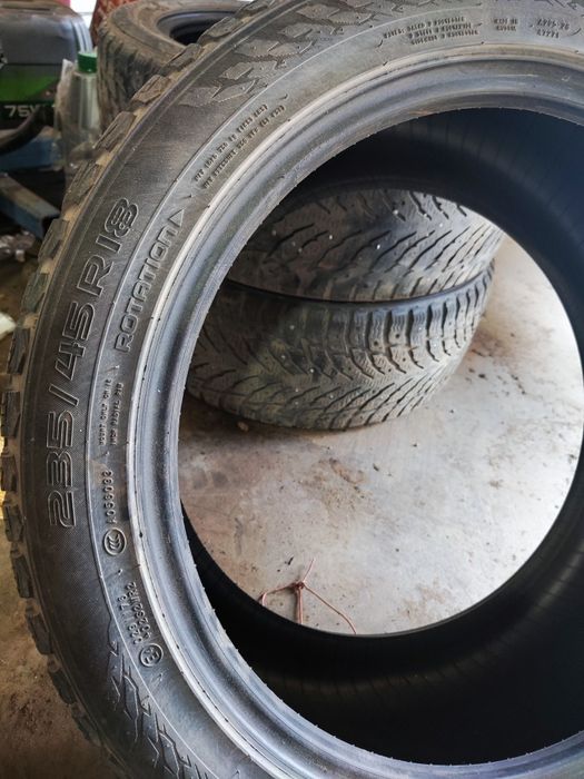 Комплект шин б.у