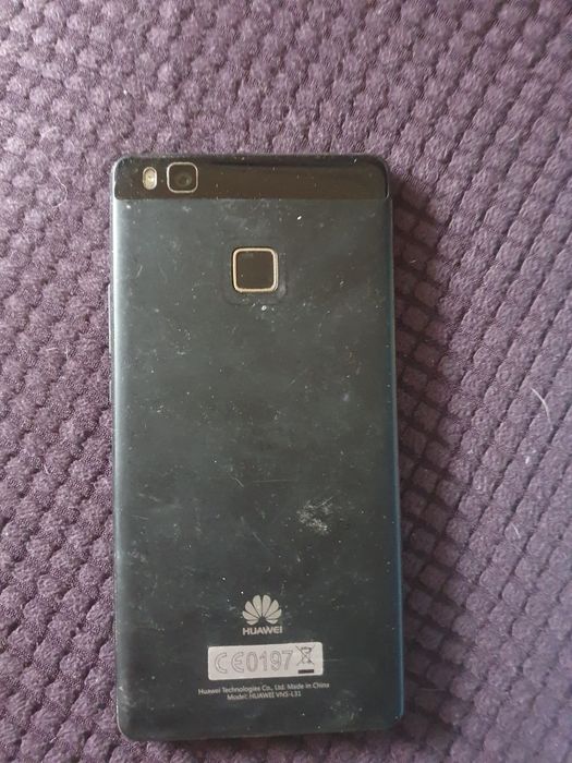 P9 lite defect pentru piese