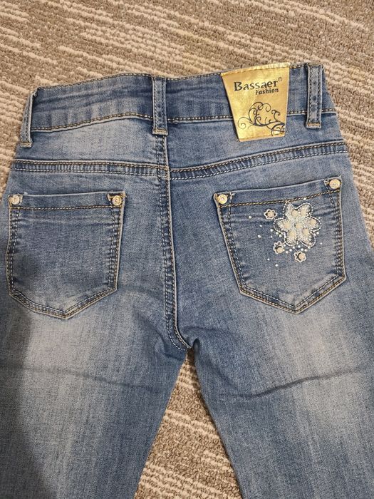 Брюки жинсы почти новое