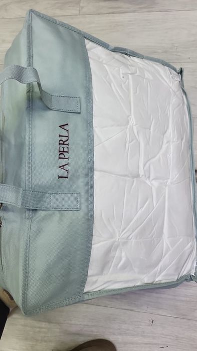 Пуховое одеяло LA PERLA