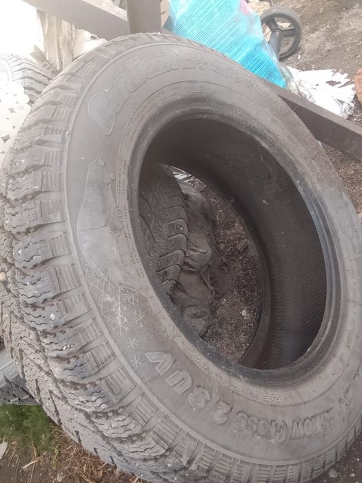 Продам шины зимние 16 радиус