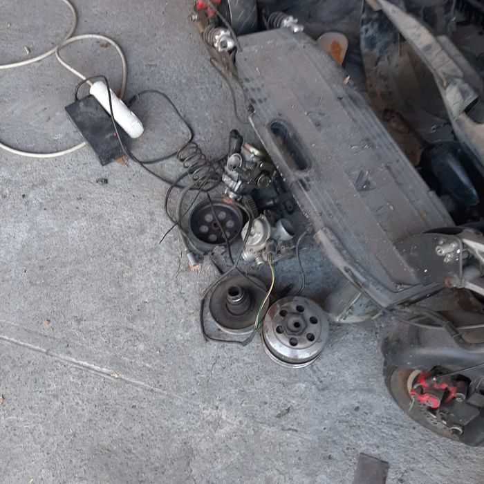 Продам или обмен.  2 скутера и самокат .