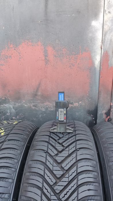4бр. всесезонни гуми 165/60/14 Hankook Kinergy 4 S
dot23
7.18mm
Добро