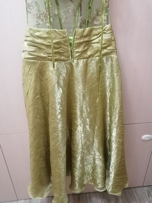 Официални рокли за поводи