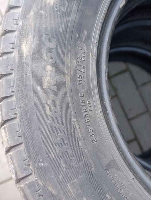 Продам шины на спринтер