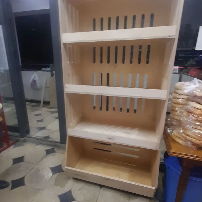 Magazin va aptekalar uchun 3kunda  mebel stellaj vitrina polka