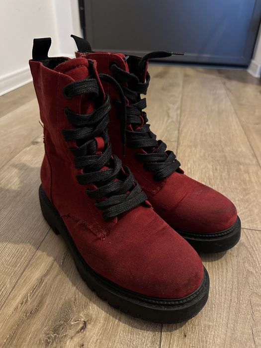 Ghete rosii imblanite