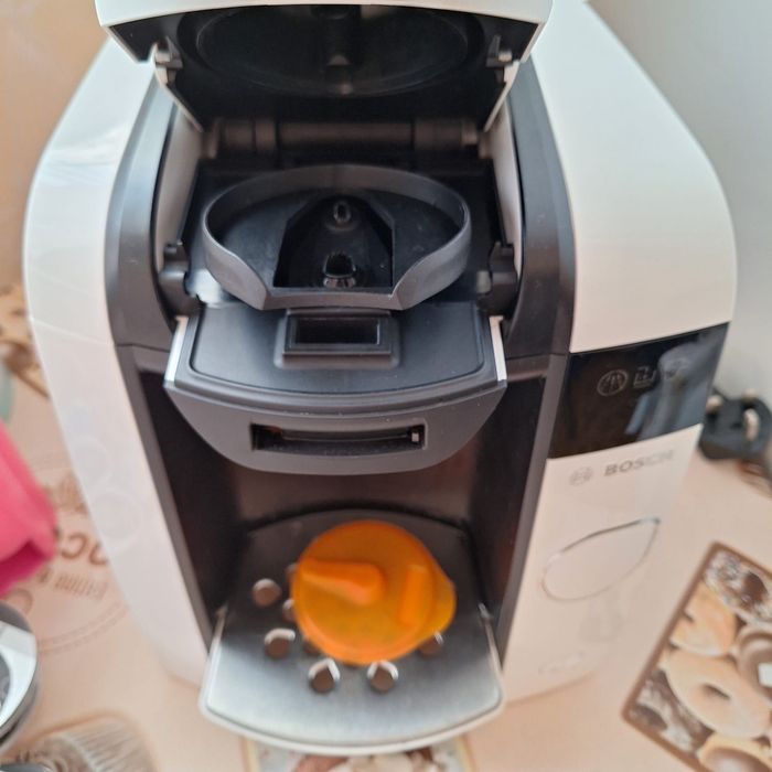 Кафемашина Бош с капсули тасимо