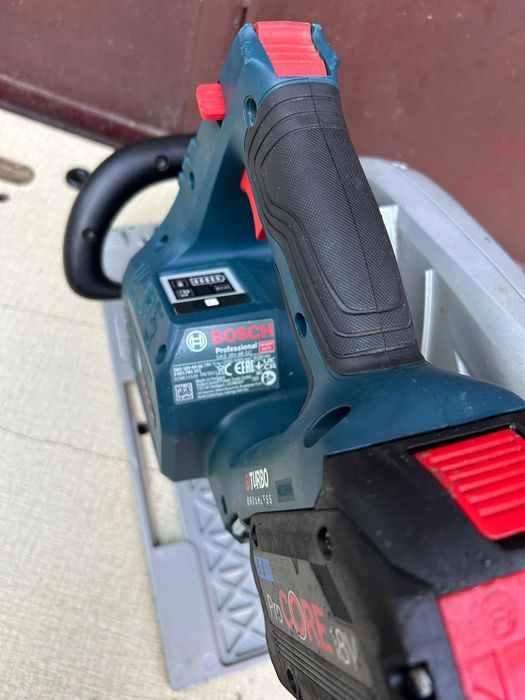 Fierastrau circular Bosch GKS 18V-68 GC