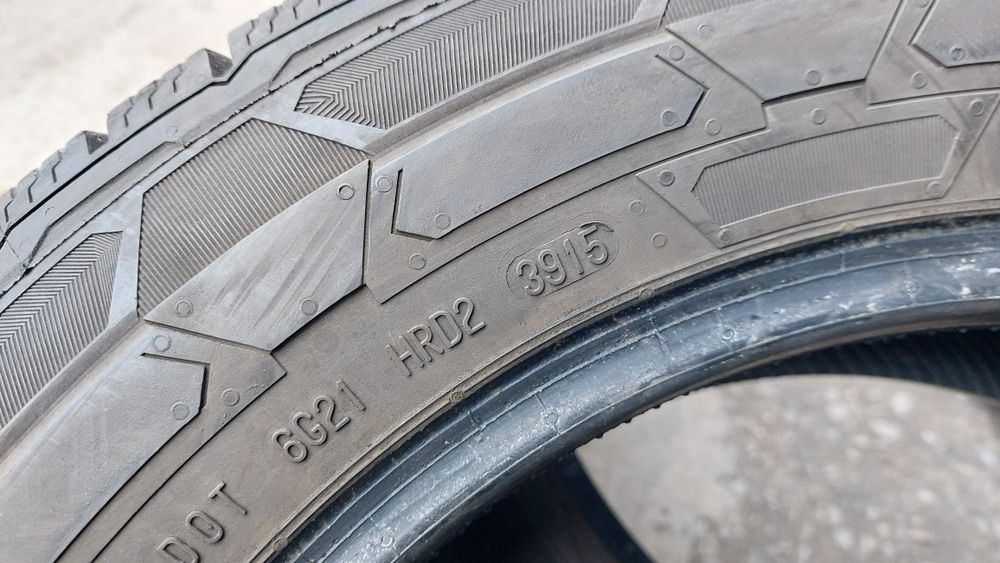 Зимни гуми за Бус 195/65/16 C Continental VanContactWinter 4 броя