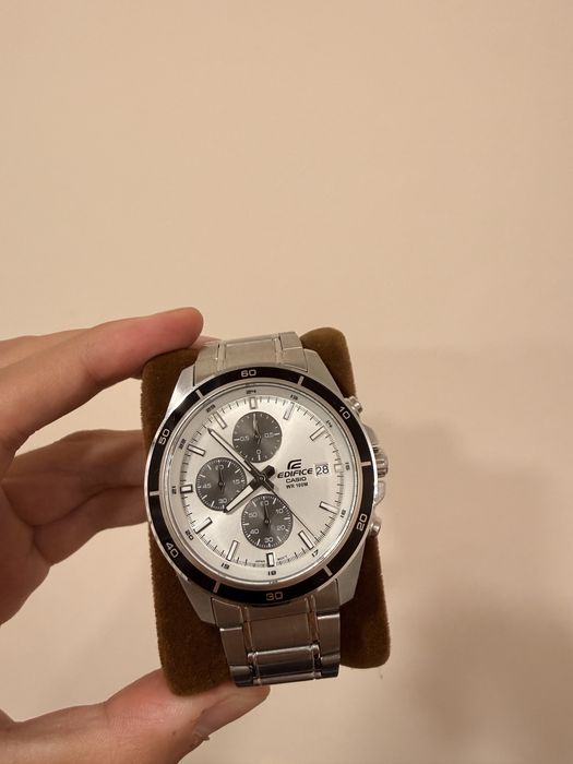 Продам часы casio