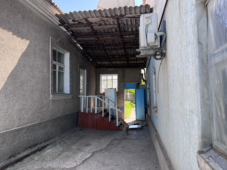 Продаются два дома на одном участке