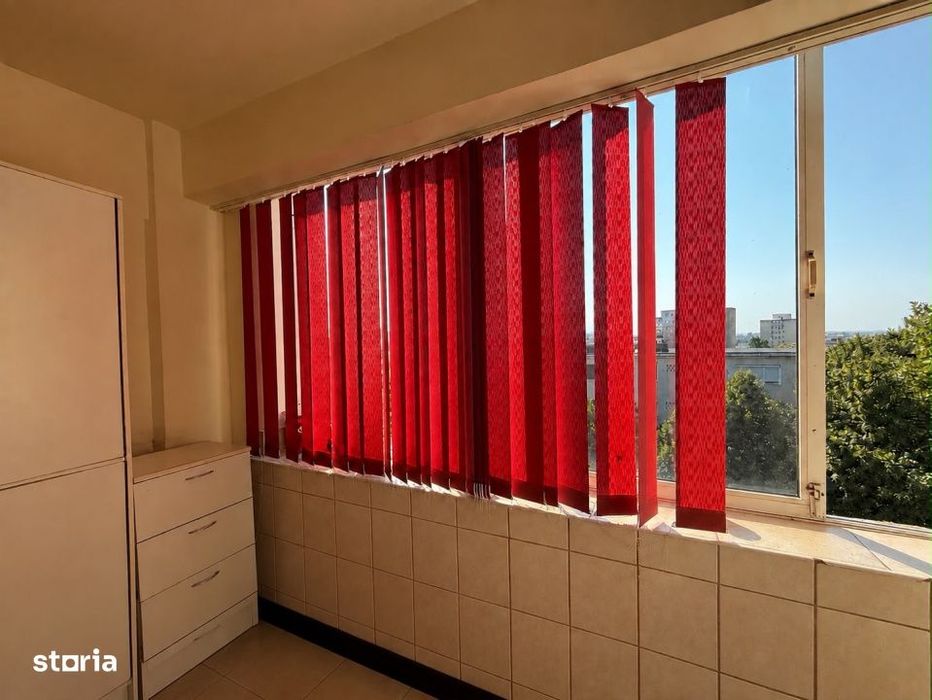 Apartament de vanzare cu 3 camere in Tomis Nord