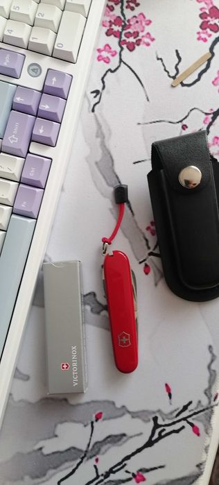 Продам нож швейцарский оригинал