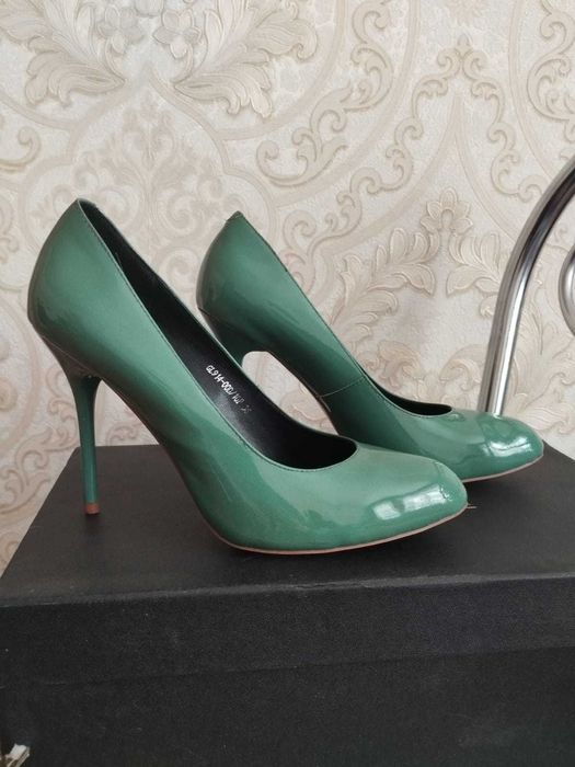 Туфли женские продам