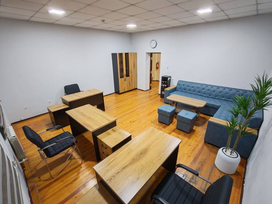 ЕвроОфис на Саракульке с мебелью