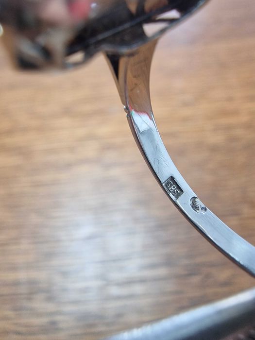 Дамски Златен Пръстен с ДИАМАНТ - Заложна къща Галерия 65