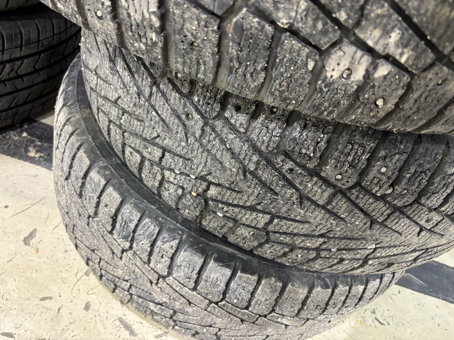 265/60/R18.                  .         .