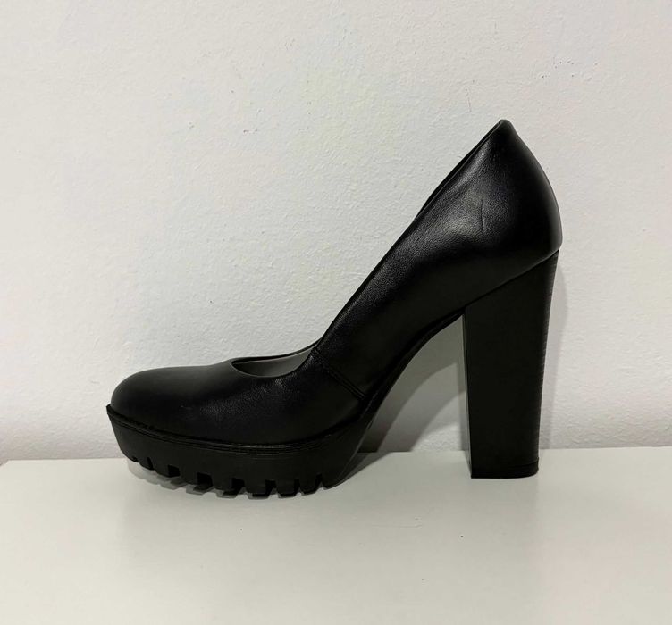 Pantofi de piele cu toc Maciejka
