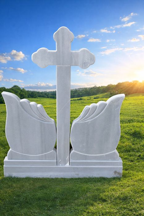 Monumente funerare/cruci din marmura