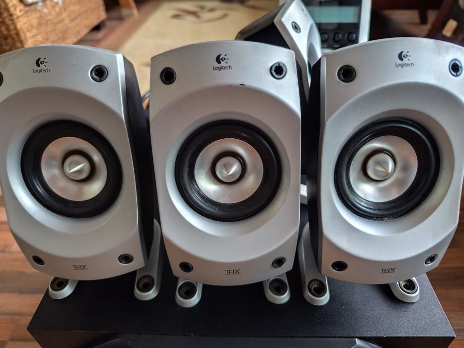 Statie amplificator  yamaha HTR 3063, amplituner, logitech Z5500