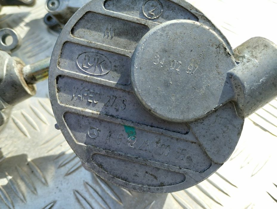 Вакум помпа Mercedes 200CDI 220CDI 270CDI 280CDI 320CDI 350CDI