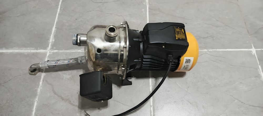 Продам мотор насосной станции